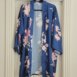Floral kimono style wrap